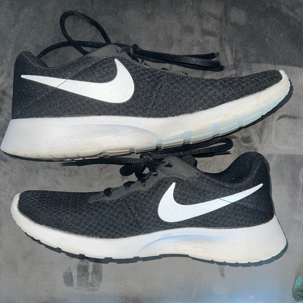Rhinestone Nike Tanjun Black Sneakers with Animal Print Swoosh - Picture 6 of 10